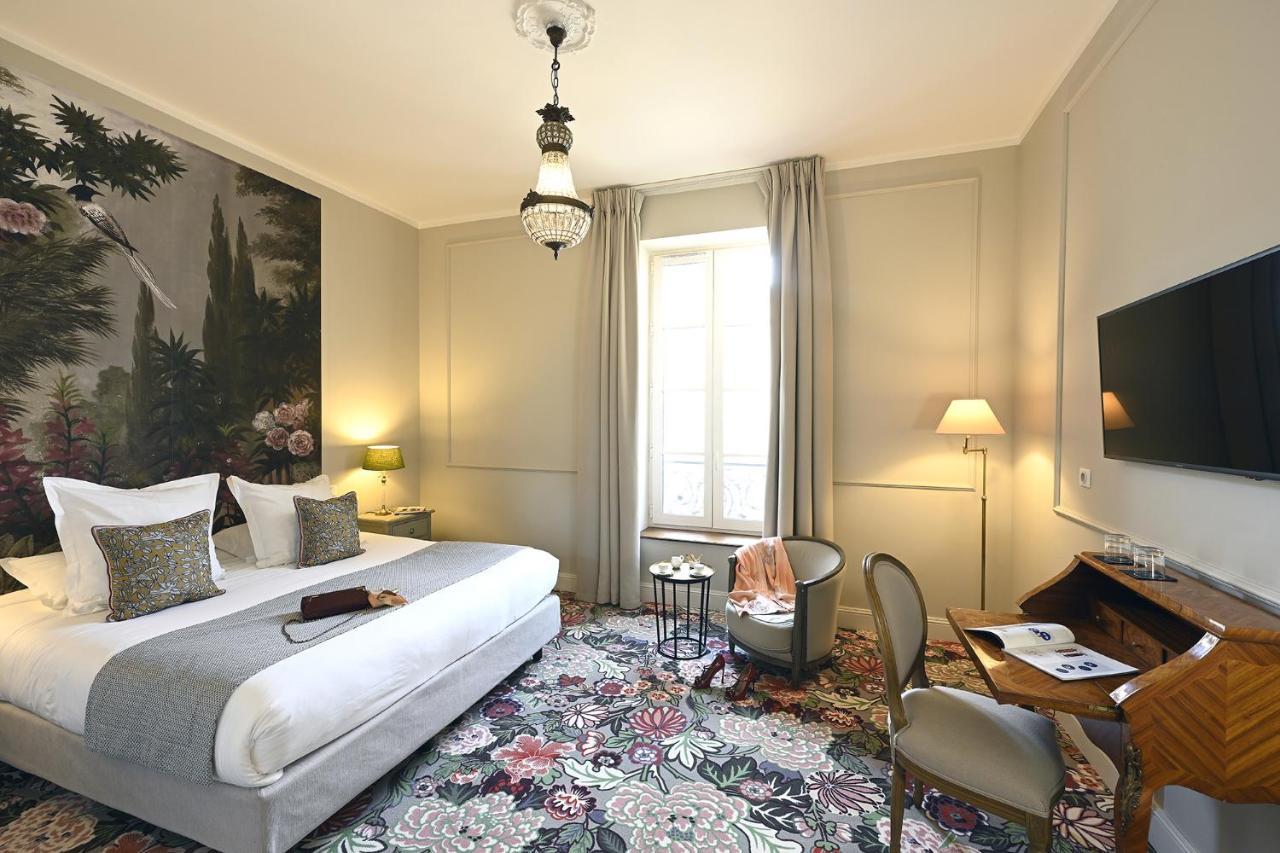 Grand Hotel Henri - Teritoria Л'Иль-сюр-ла-Сорг Экстерьер фото